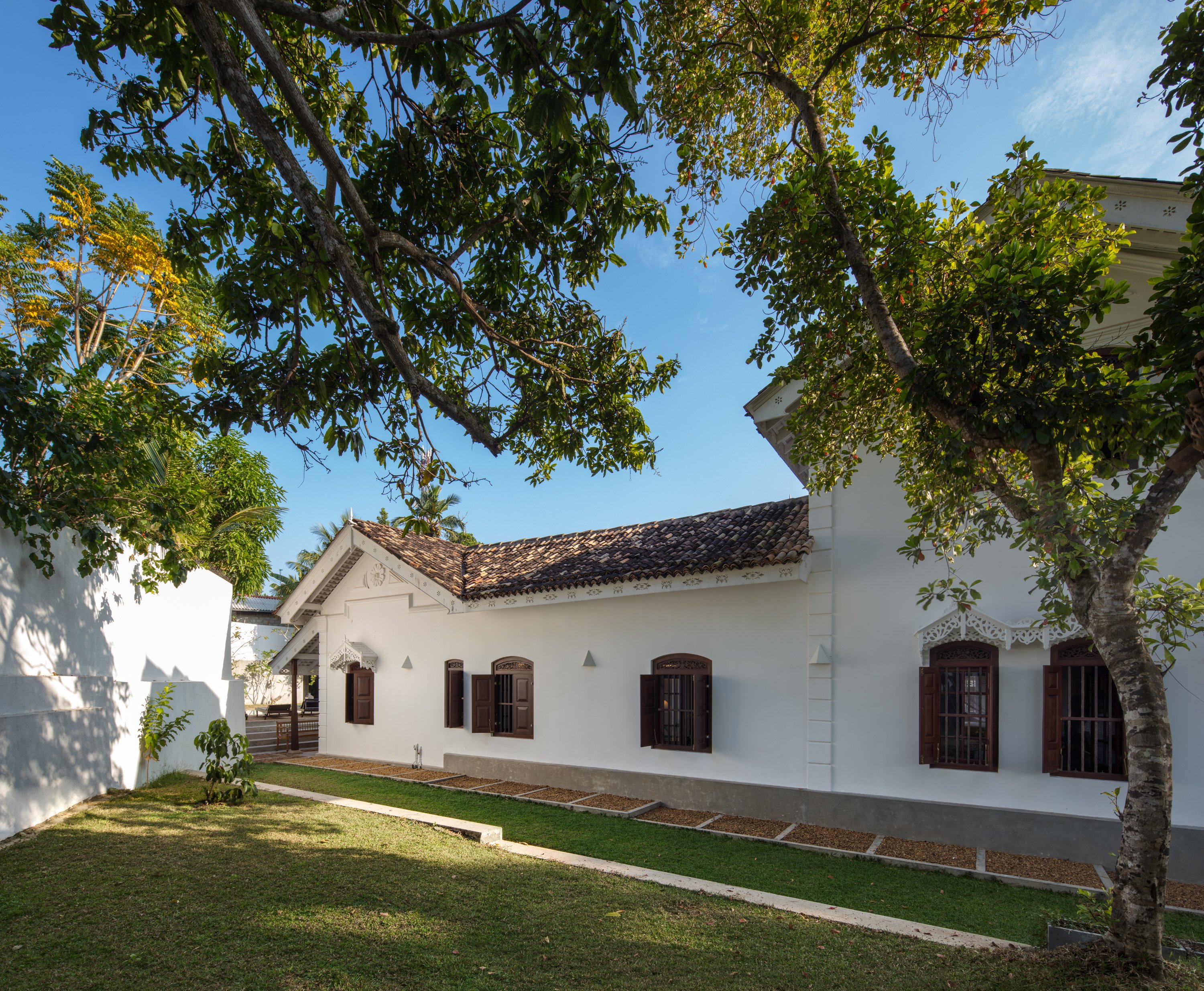 ARCHITECTURAL - RIVER HOUSE
